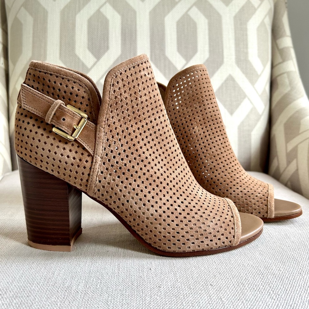 NWOT Sam Edelman Camel Suede Gladiator Heels, Size 8.5